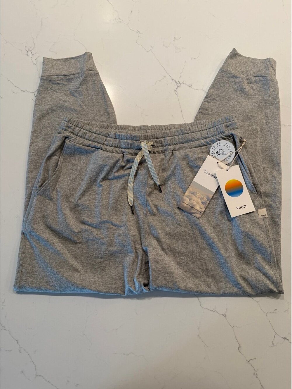 Vuori Performance Jogger Pale Grey Heather DreamKnit Women’s Medium M NWT